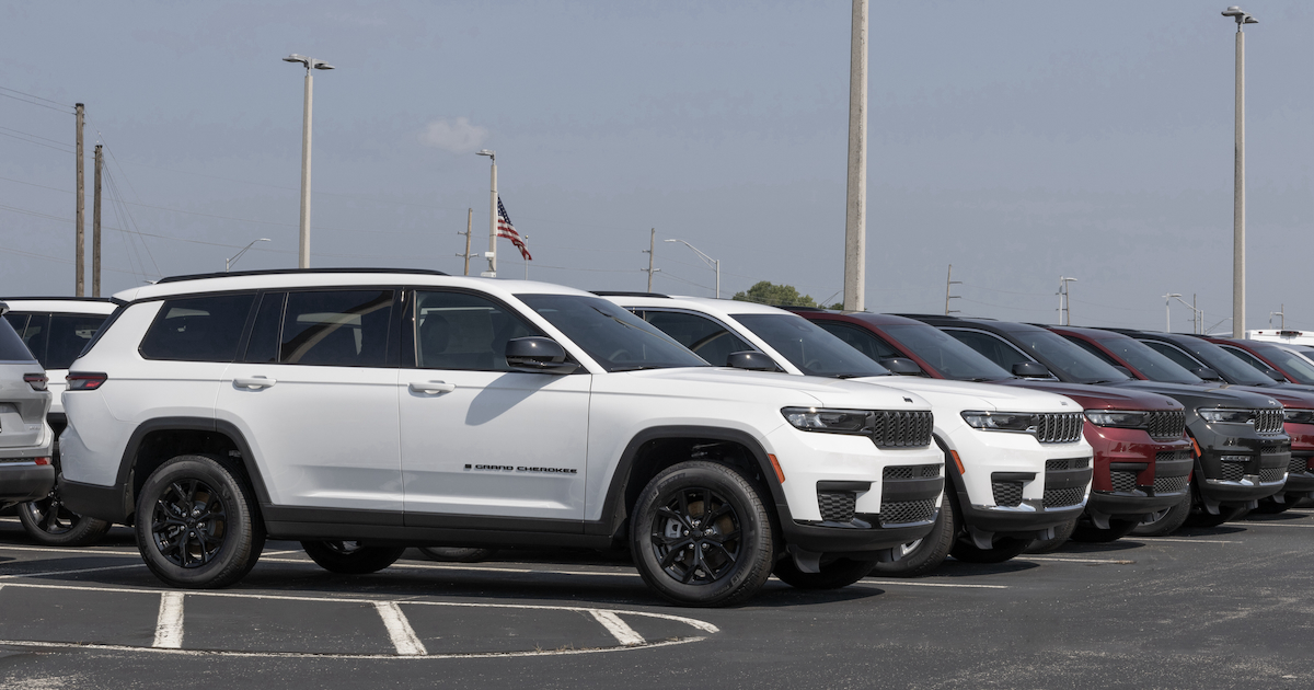 New-Vehicle Inventory Remains Stable, While Days’ Supply Reporting Is Bumpy Due to DMS Outage New-Vehicle Inventory Remains Stable, While Days’ Supply Reporting Is Bumpy Due to DMS Outage